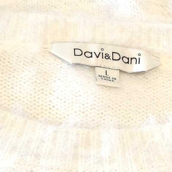 DAVI & DANI, Ivory fluffy cozy sweater - Picture 10 of 10